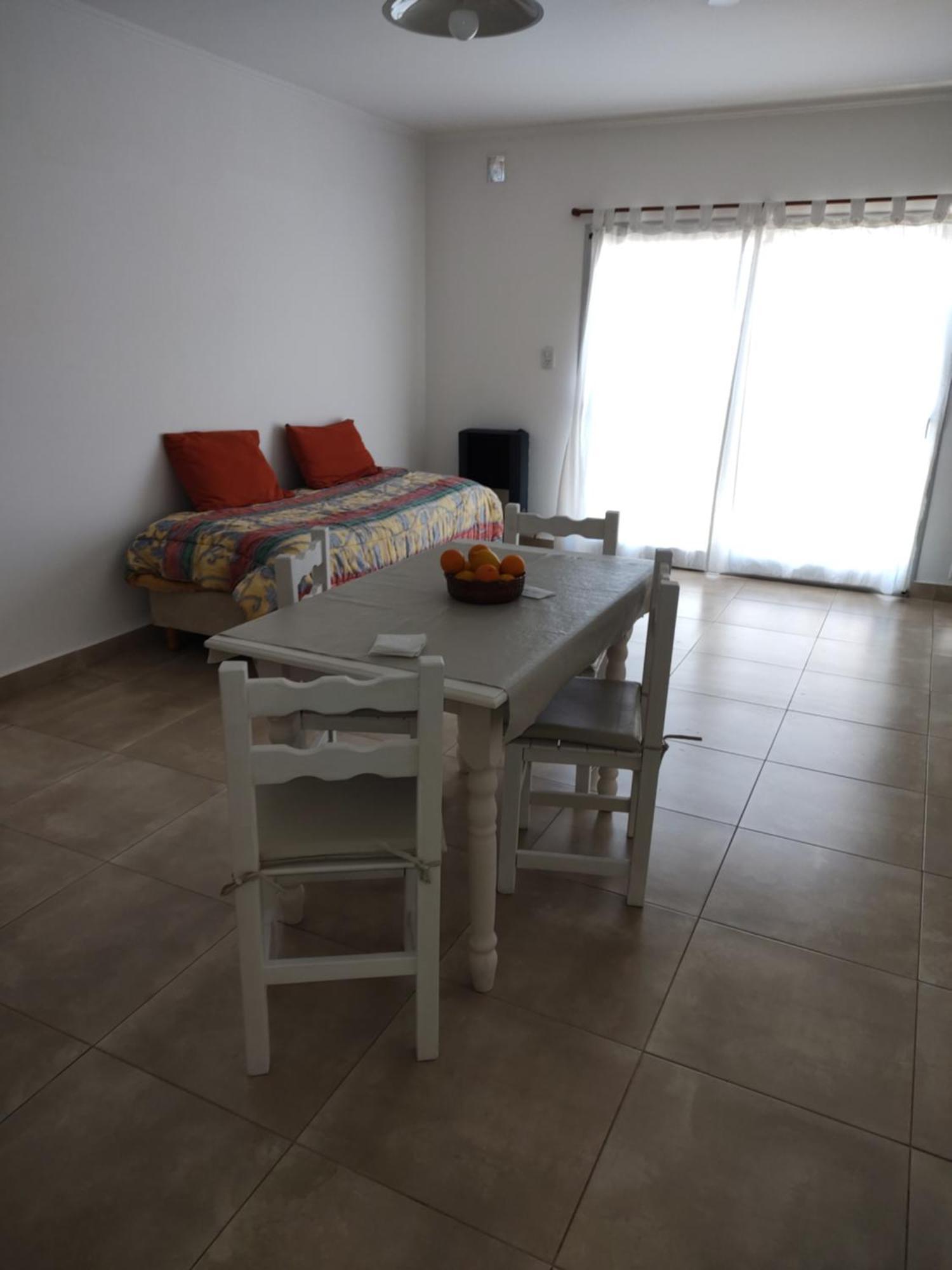 Departamento Alem Apartment Lincoln Ruang foto